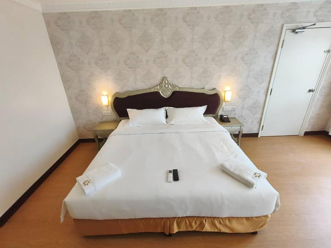 Rc Hotel Melaka Esterno foto
