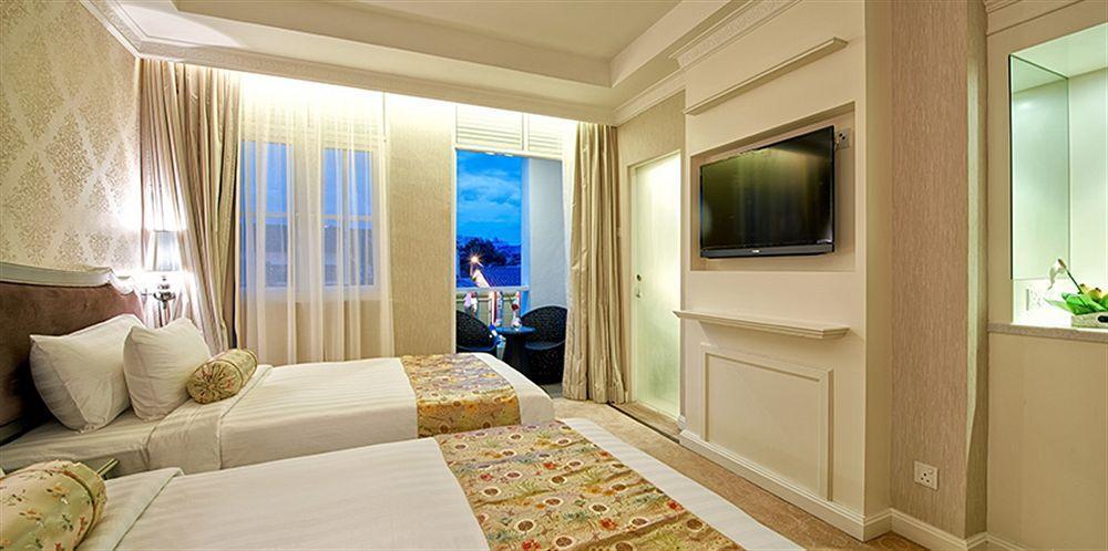 Rc Hotel Melaka Esterno foto